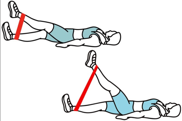 Тренировка для спины с фитнес резинкой 